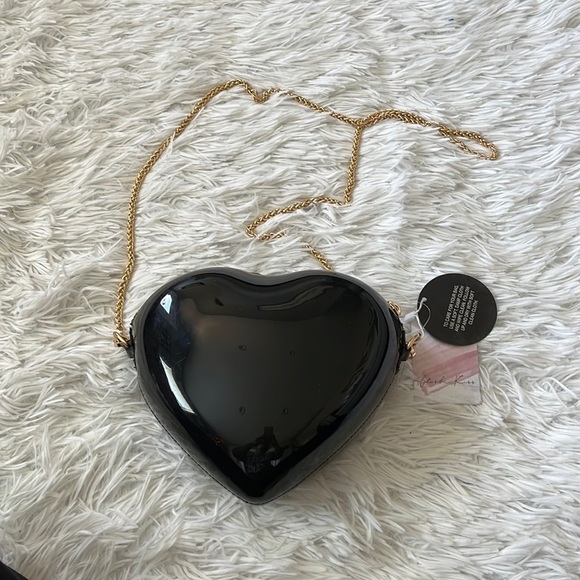 Blush Kiss Bags Blush Kiss Heart Shoulder Or Crossbody Bag Black Womens Gold Chain One Size